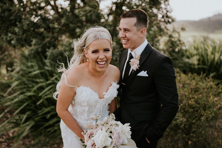 Day for it ☀️ 

It was pure sunshine and happiness for Brianna and Dane. With an epic cast of vendors, views over the valley and an espresso martini tower, what more could you want? 

Also - Dane and his mates did an aisle walk before the bride and I