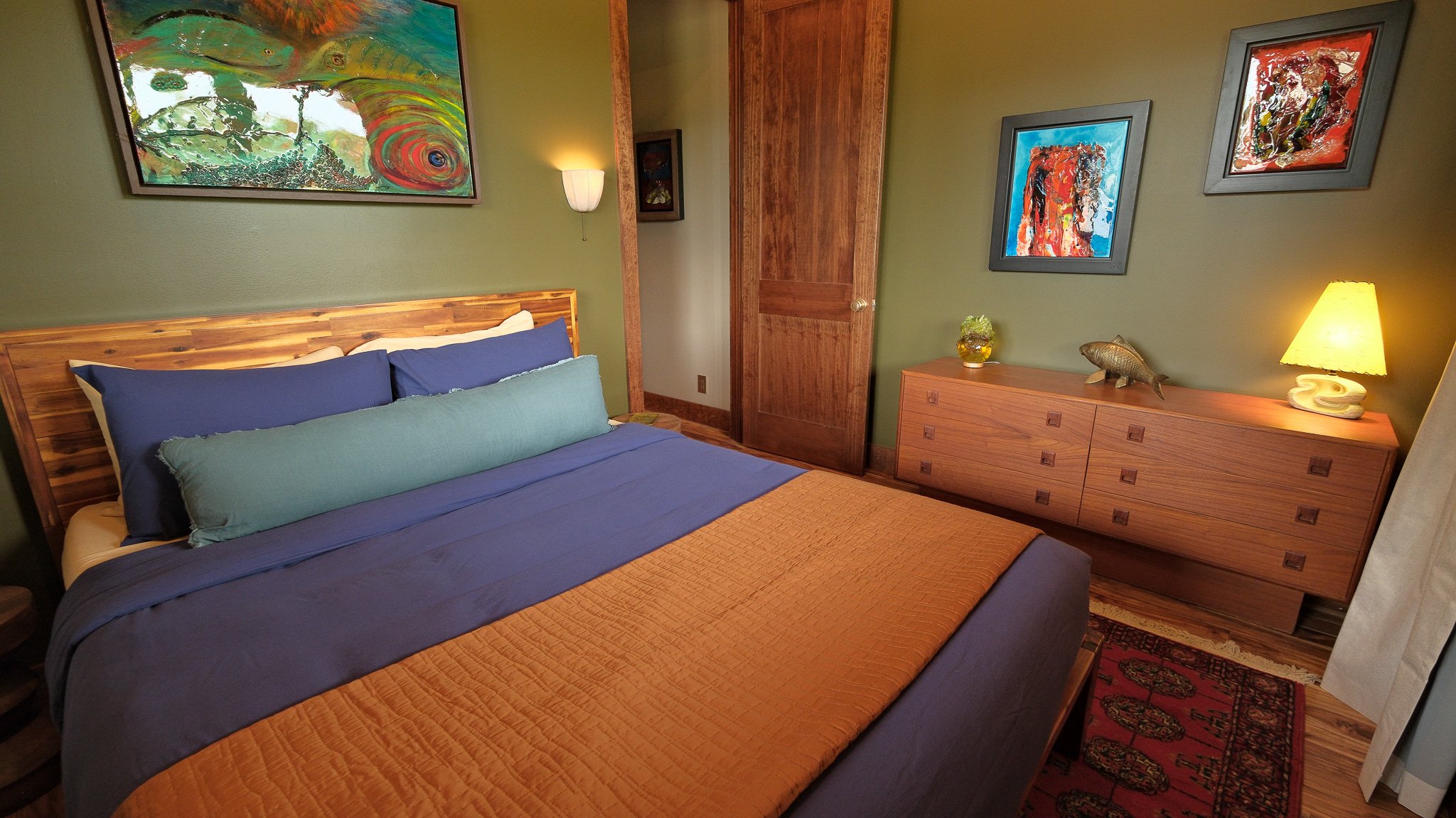 Buffalo Lodge - Koi Pond (Queen).jpg