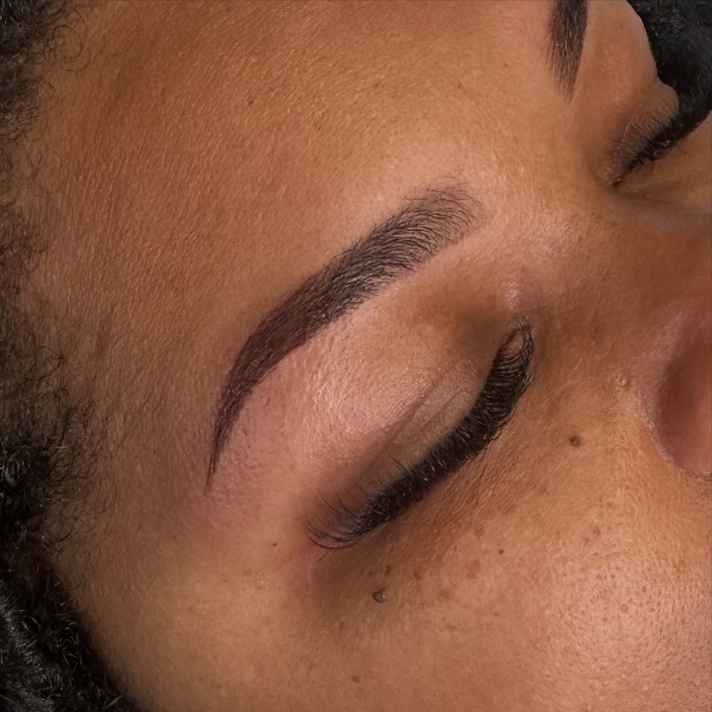 🎀 BROW WAX | TINT 🎀

I can honestly say that this service along with brow laminations has been one of my top services along with lashes in 2025! ✨

I&rsquo;m so thankful that people trust me with their brow transformations 💖 

I&rsquo;m always acc