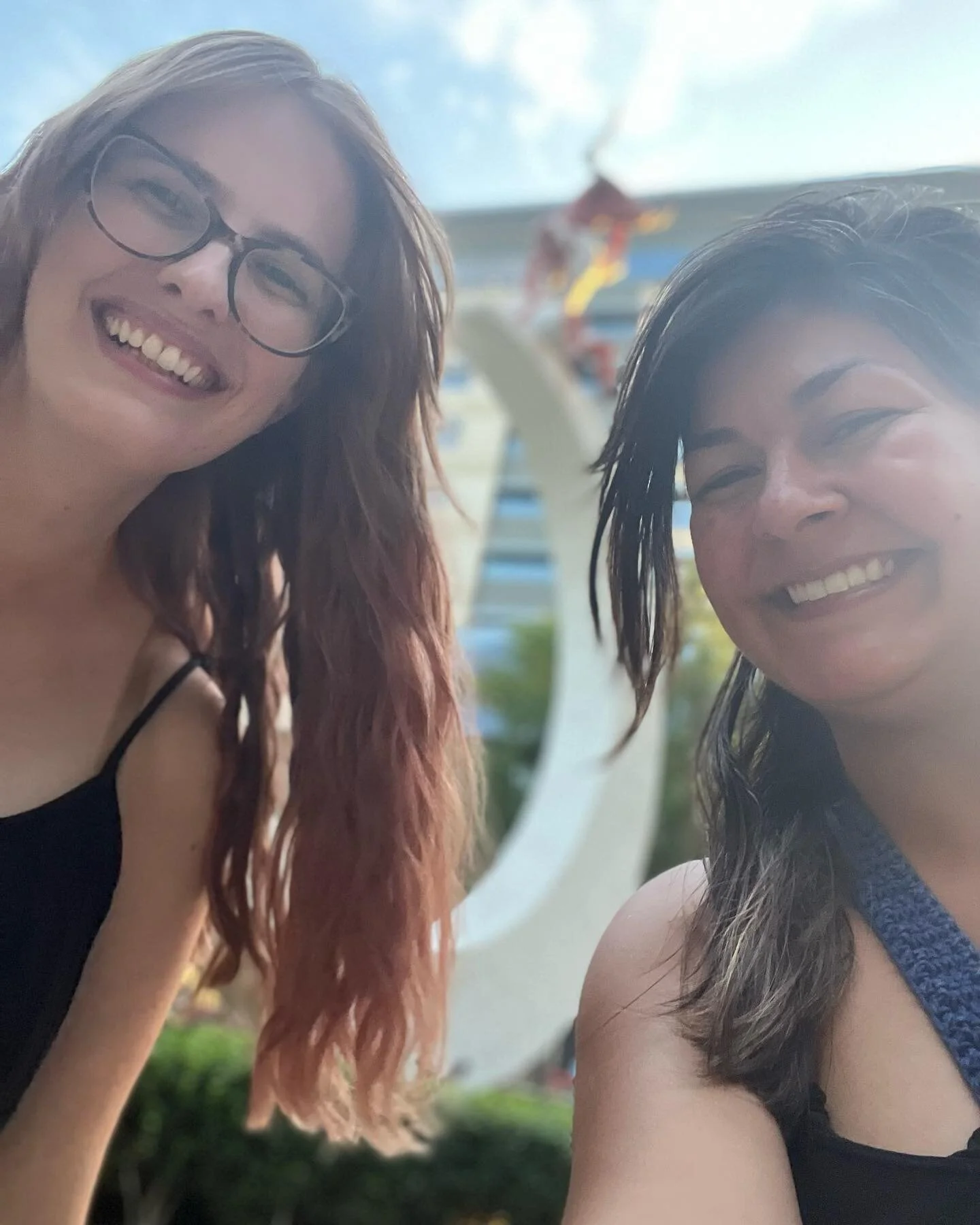 Unintentionally matching 👯&zwj;♀️ 

#musiciansofinstagram #dallas #blessed #string