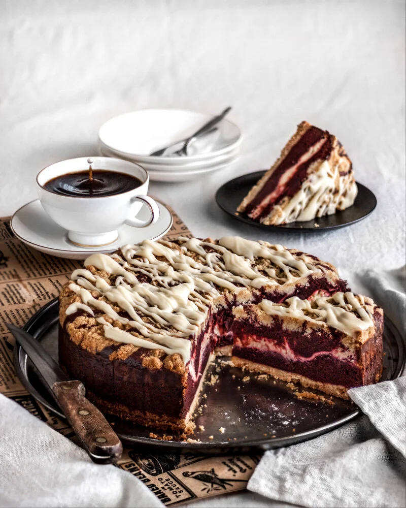 Red velvet brownie cheesecake crumble