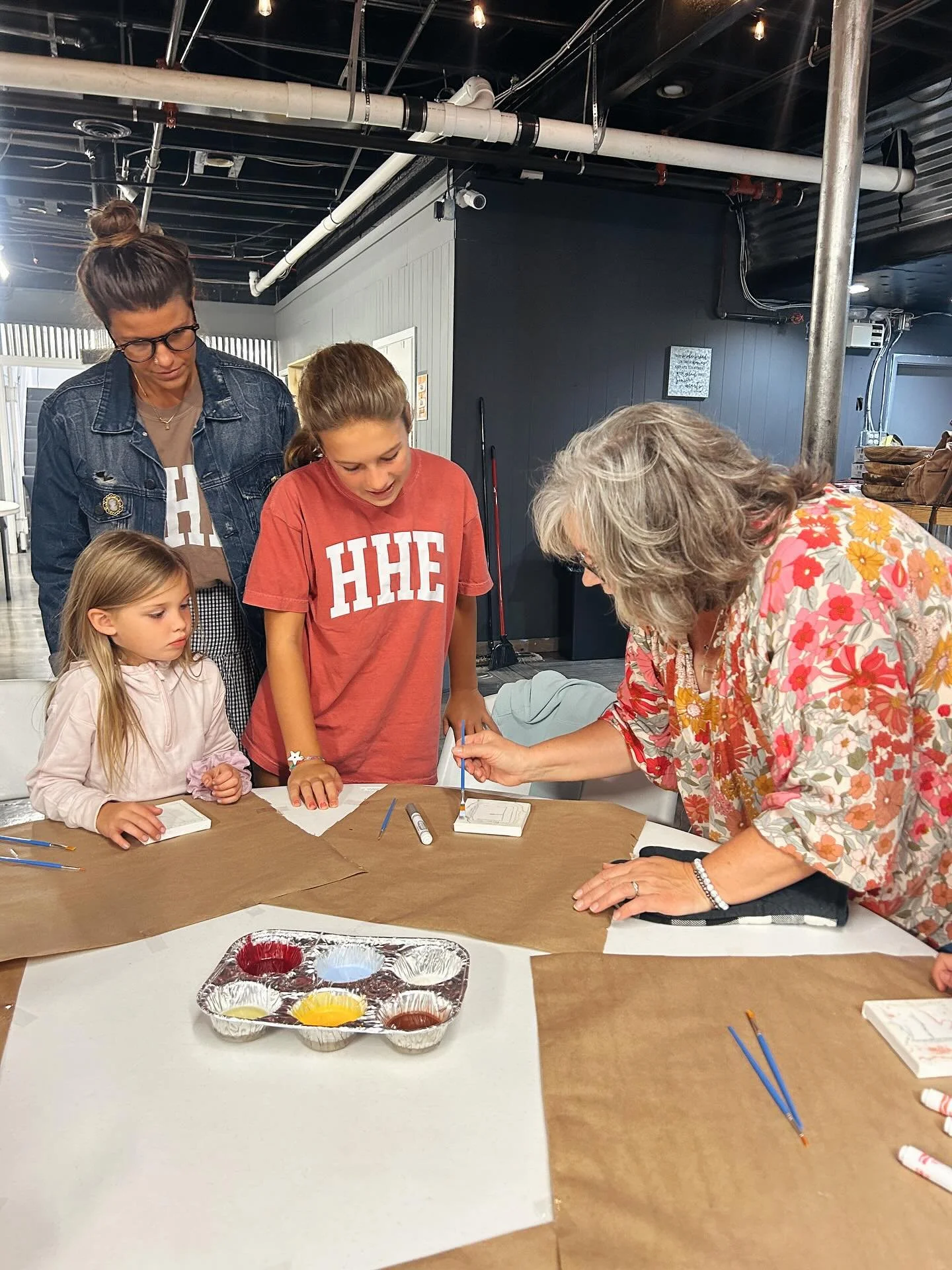 Yesterday was full of creativity and discovery at Hillside!
In science, our students began learning about the spheres of the Earth — focusing on the geosphere (all the rocks and land) and the hydrosphere (all the water on Earth). It was exciti