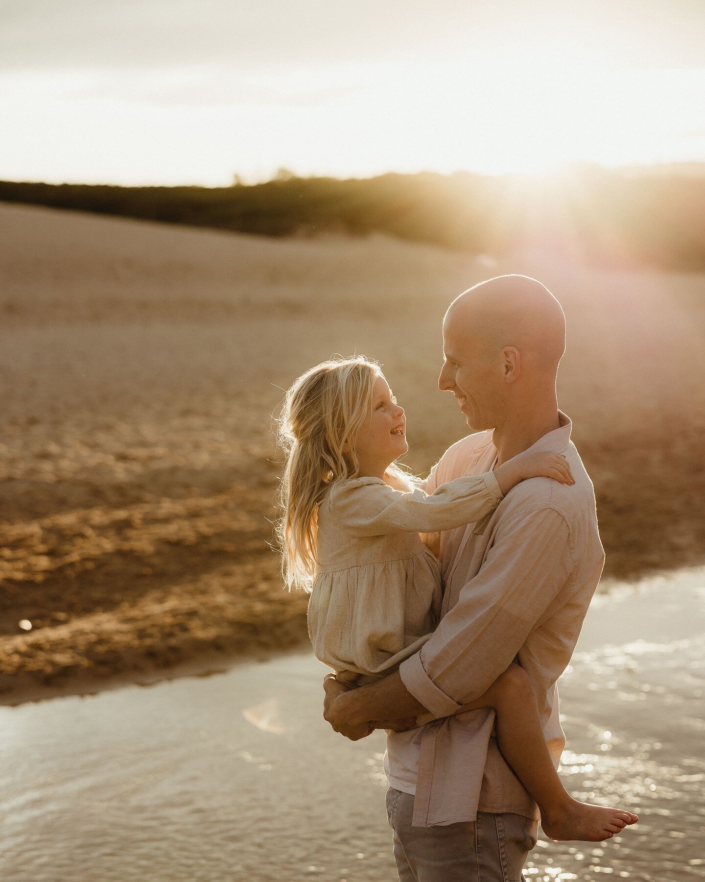 Outdoor sessions are filling quickly but there are still some dates open for the rest of the year. 

Get in touch via the link in the bio to discuss! 

#familyphotography #family #familyphotos #familyphotographysydney  #sydney #sydneynewbornphotograp