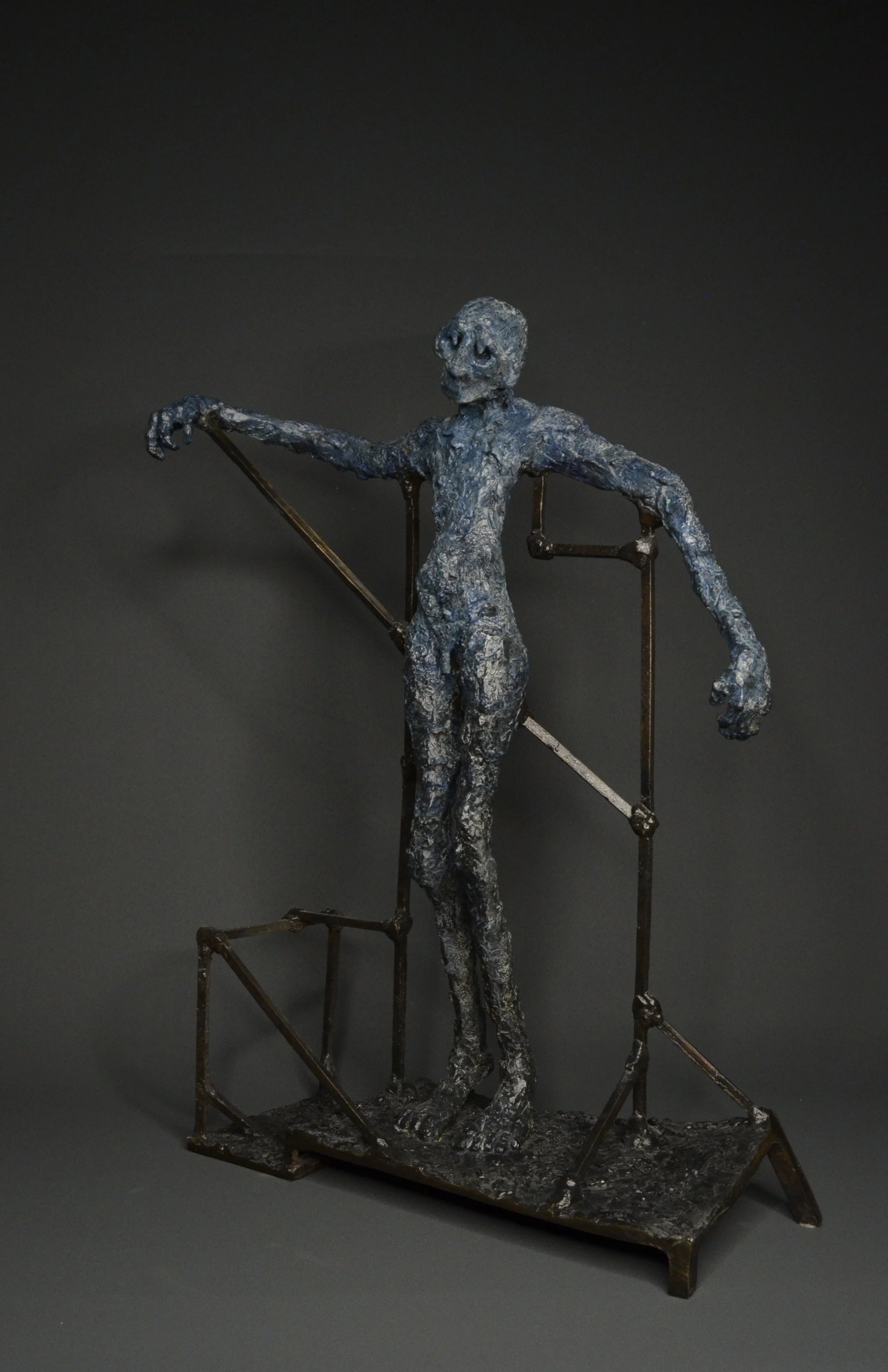 Surrender.2, bronze, 44 x 15 x 55  $4100 .jpg