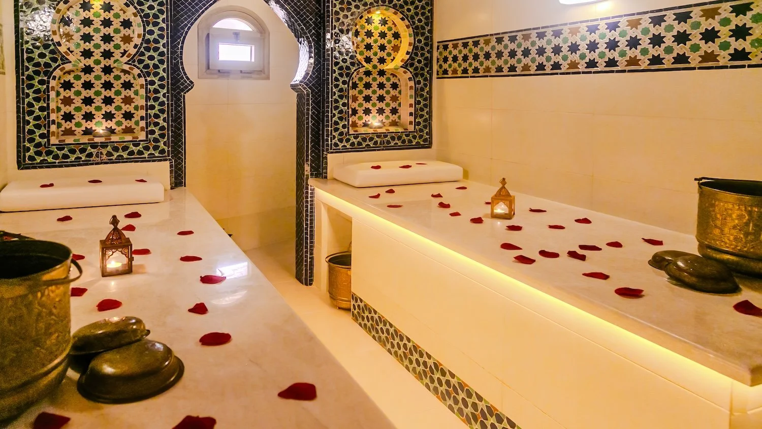 What is a hammam, and where to go in Tamraght