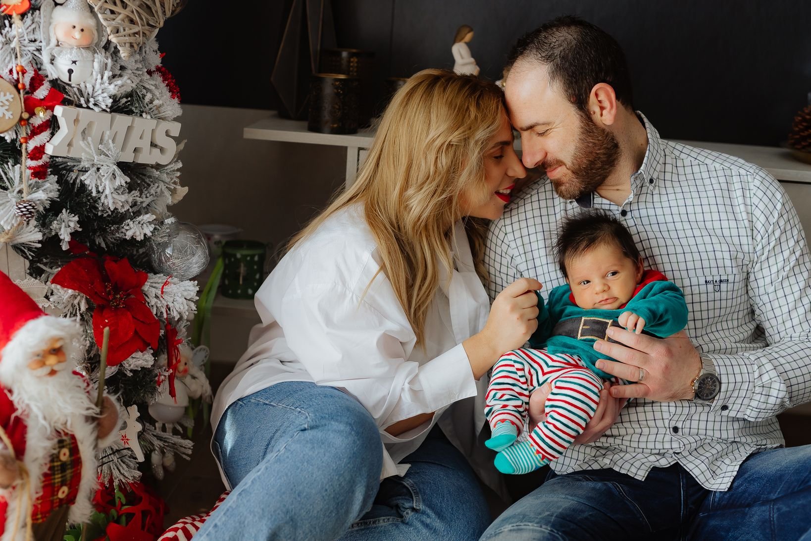 Christos newborn MG-104.JPG