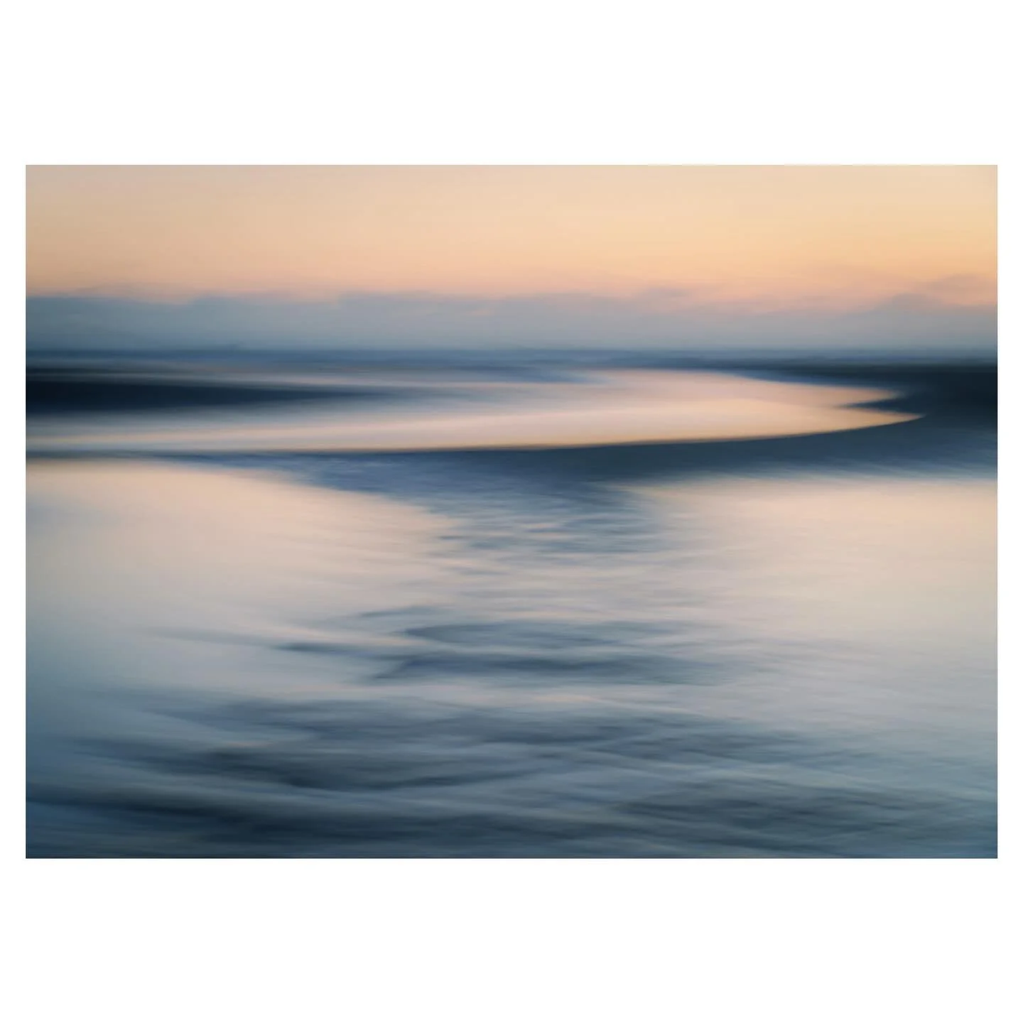 Pools of light shaped by motion and tide.
.
.
.
.
.
#poolsoflight #coastal #seascape