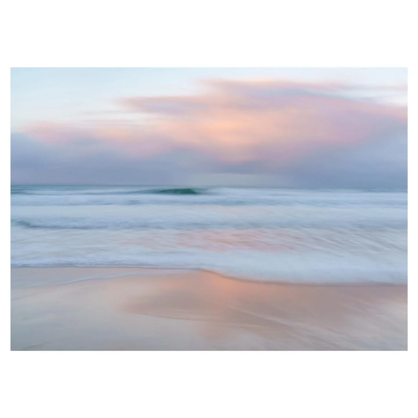 A cool coastal scene on a sweltering summer day&hellip;
.
.
.
.
#coastal #isleofharris #seascape
