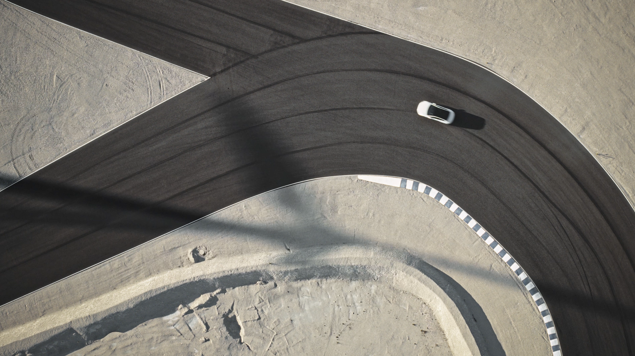 The Anatomy of Performance – Polestar
Episode 2: What Happens in Your Brain When You Drive? Polestar 4