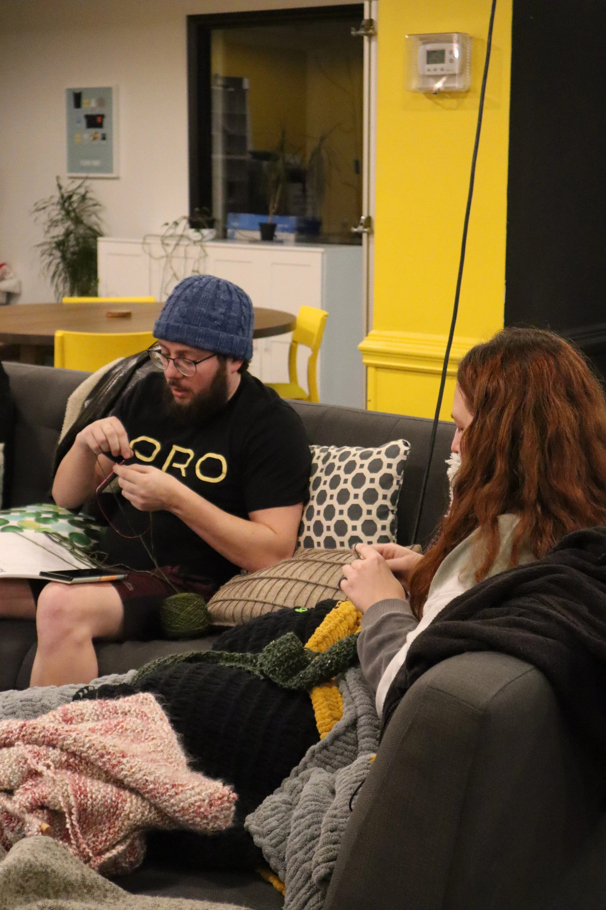 Novels and Needles Meet Up