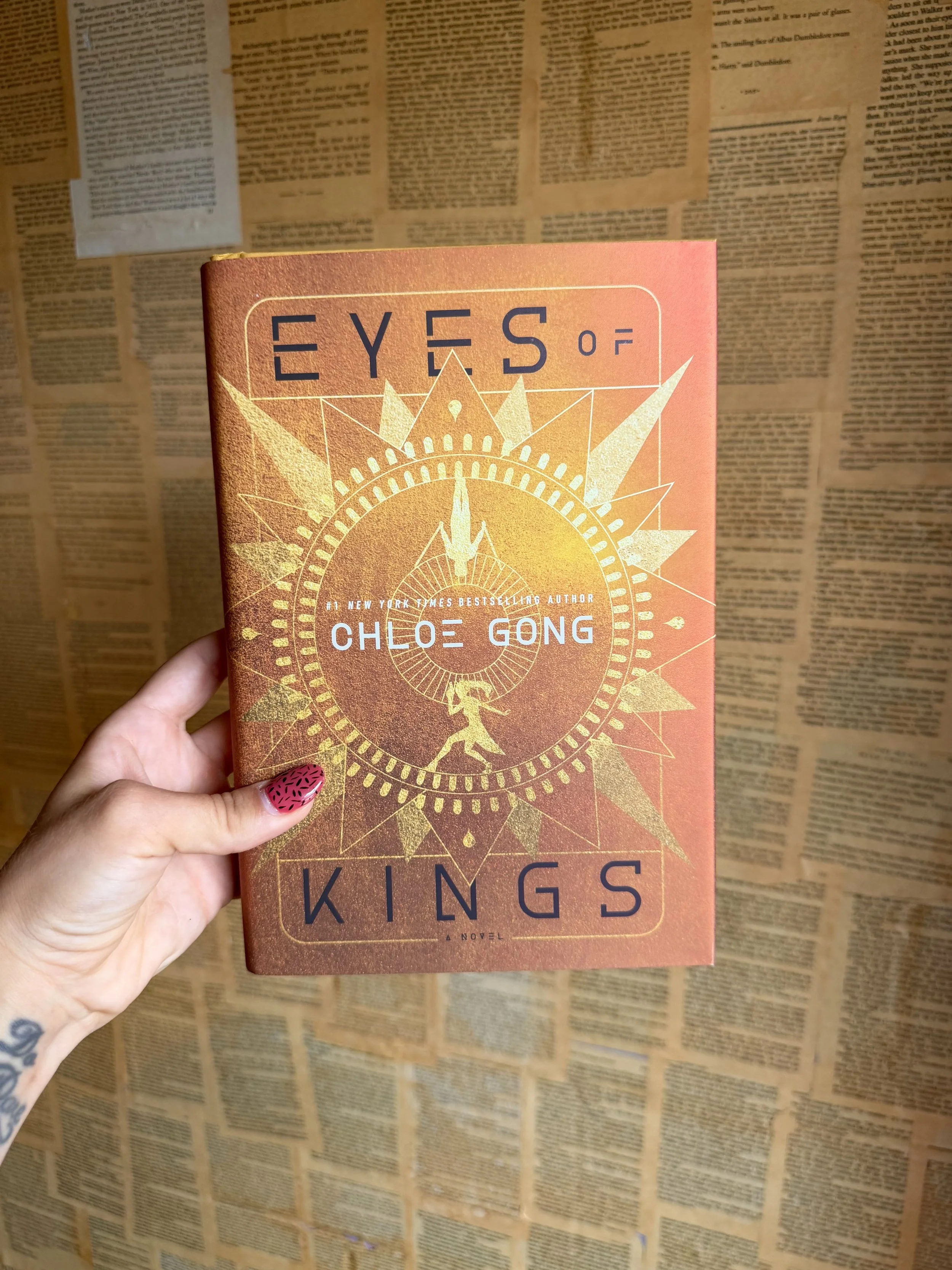 Eyes of Kings - Chloe Gong