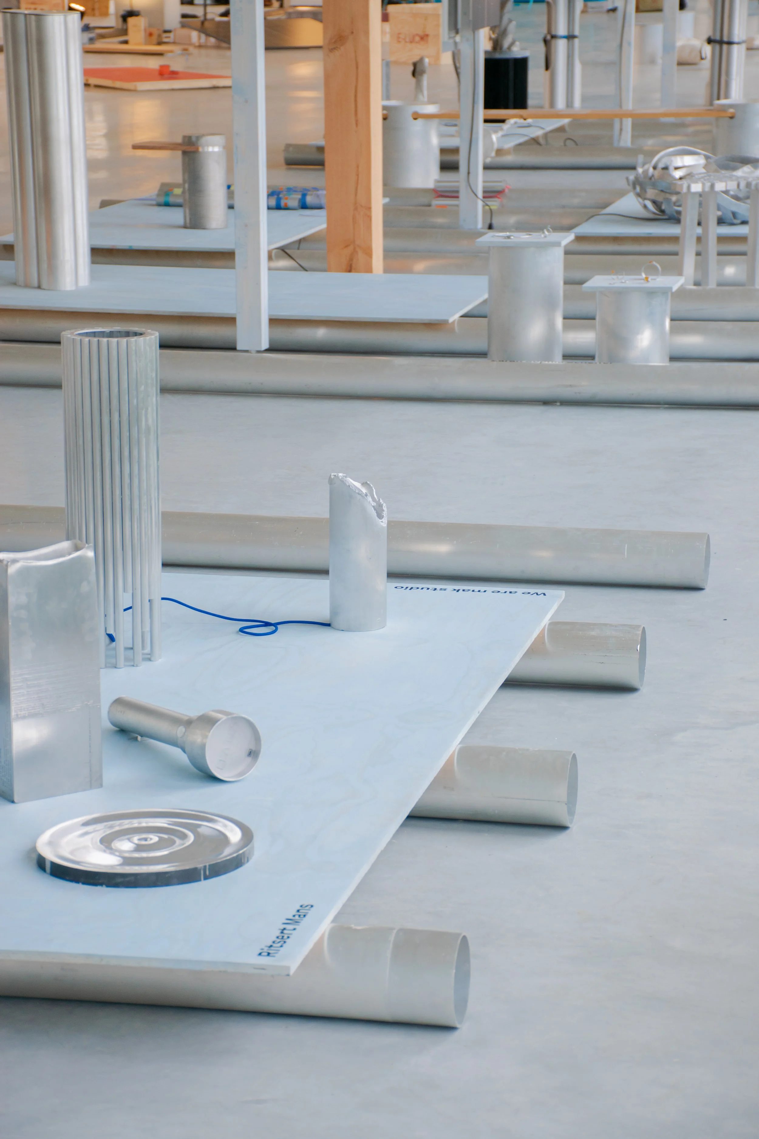 ECHO_01 ALU - DDW'26 - studio jeroen van veluw - 17.jpg