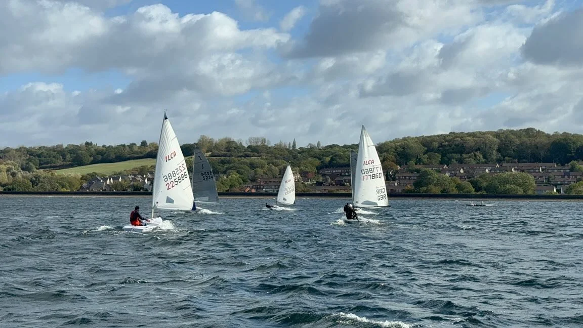 KGSC Club Championships on a windy Sunday. Gusts of plus 25 knots, with rumours of everyone having had one swim due to the shifts. Eventual results of the day were @maxbelcher_sailing in first followed by @musto_mick in second and @horeyvp in third. 