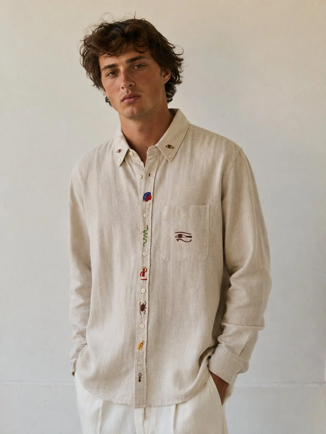 chemise beige.jpg