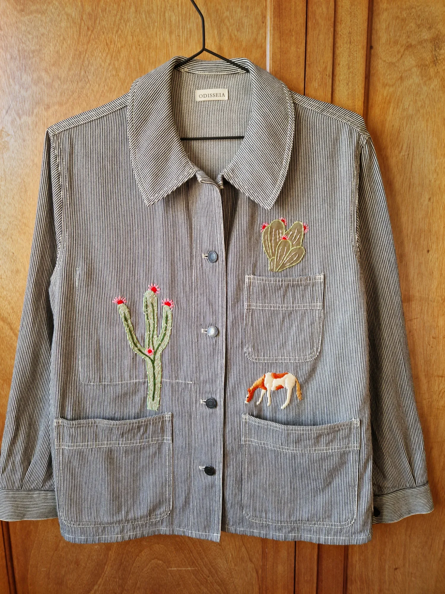 jacket-cactus-embroidery-general.webp