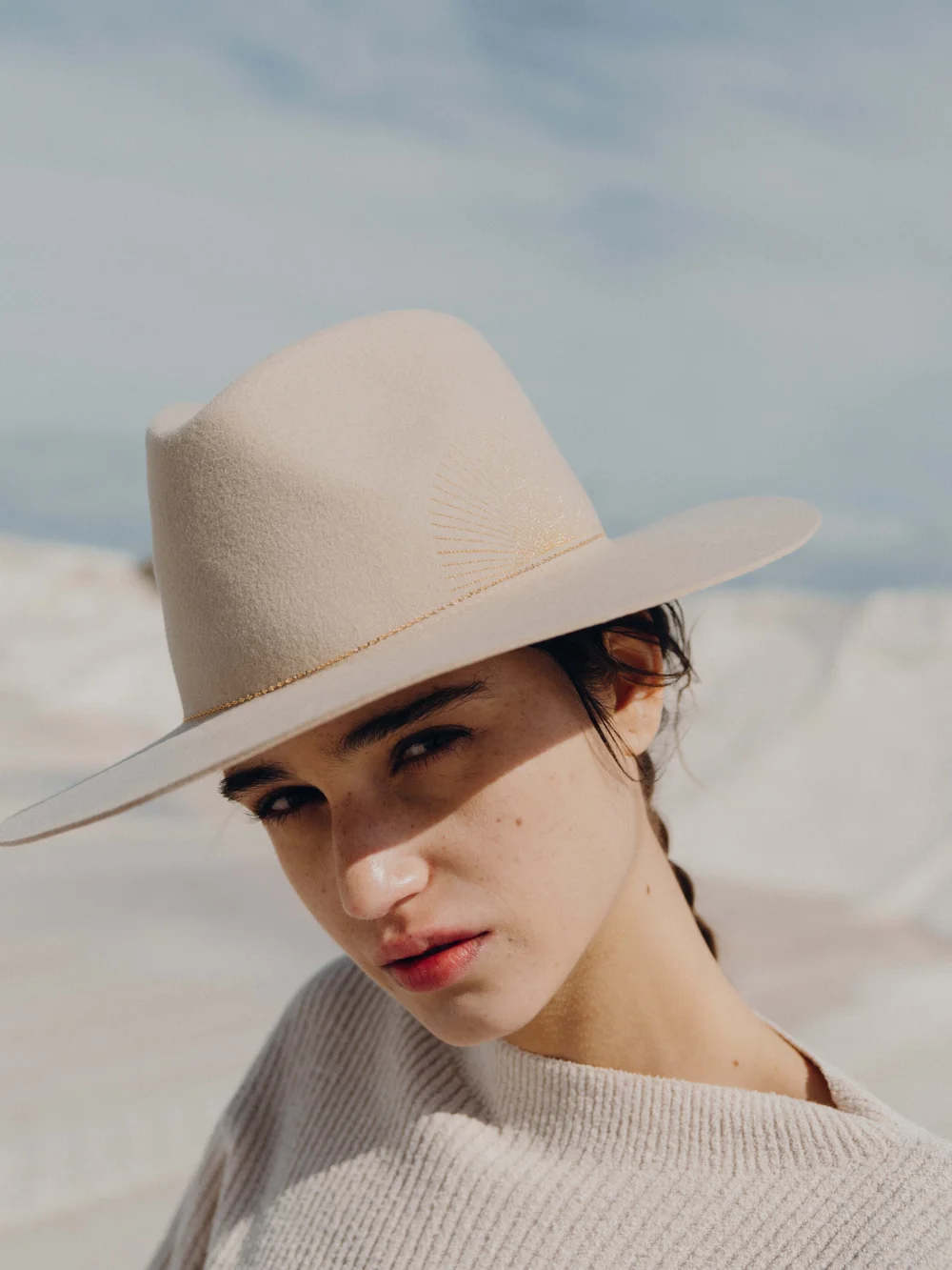 VAN PALMA - BASIL SUNRISE FELT HAT — La Muse Geneva