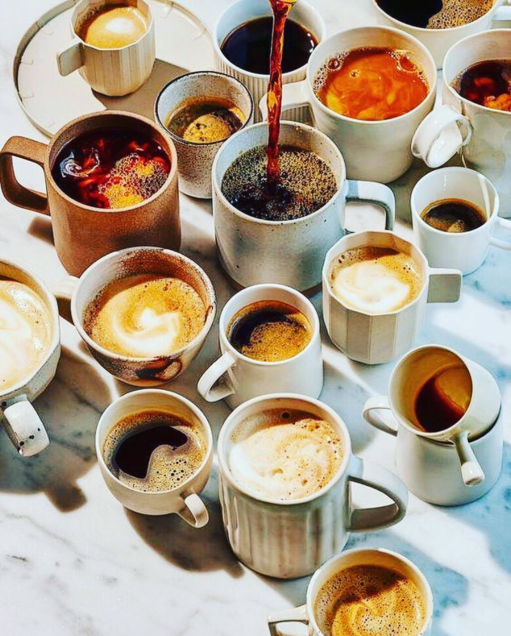 Coffee anyone ? Monday Fuel ⛽️ our favourite is a mini cortado from our favourite @lumacoffee How do you like to take your coffee ? #coffeelovers  #monday #timeforabreak #lamusegeneva #geneva
