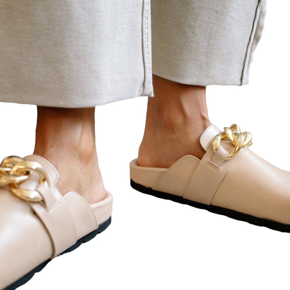 ALOHAS-Fireplace-Chain-Nude-Clogs-03.jpeg