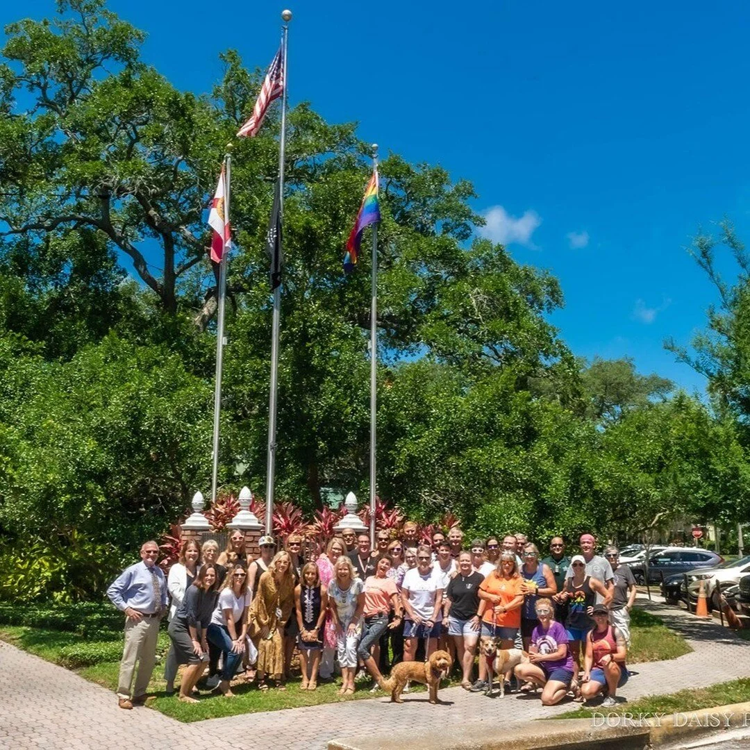 This is how Dunedin does #PrideWeek! And we still have an entire week to go... stay tuned for more captured memories! It's time to be FABULOUS!

Thank you to Lisa Sampietro of @dorkydaisyphotography and Jess Veguez of @jessveguezphotography for these
