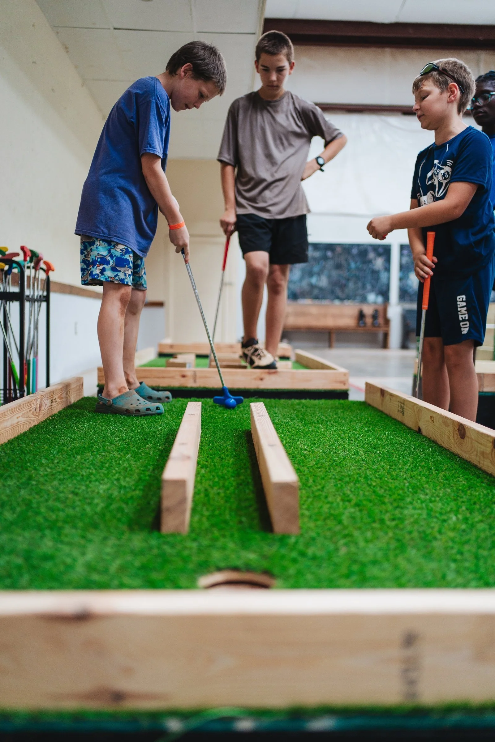 5-Hole Putt Putt