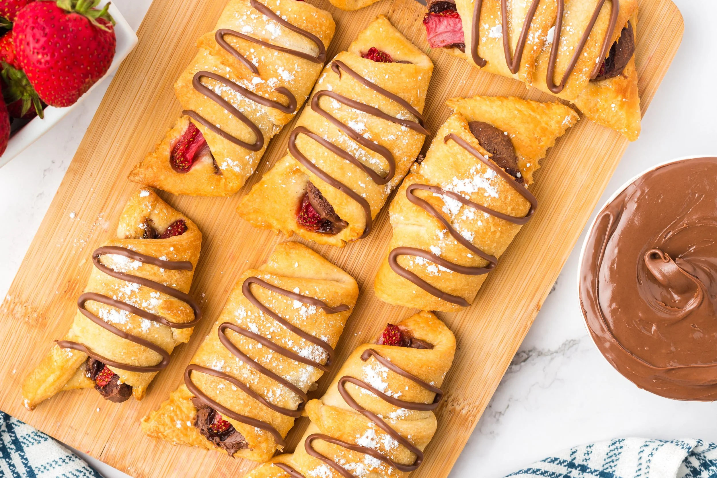 Air Fryer Strawberry Nutella Crescents (10).jpg