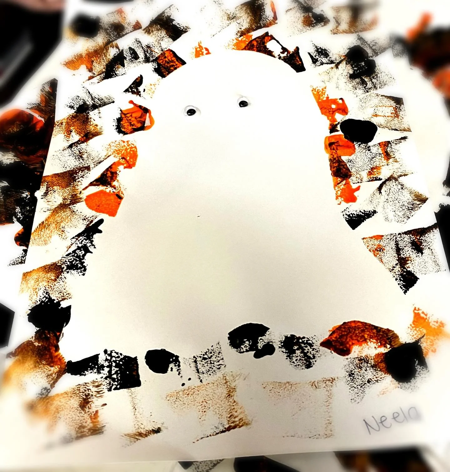 JK halloween 🎃 week art project #proudteachers #artclass #kindergarten #halloween #school #artschoollife #artworld