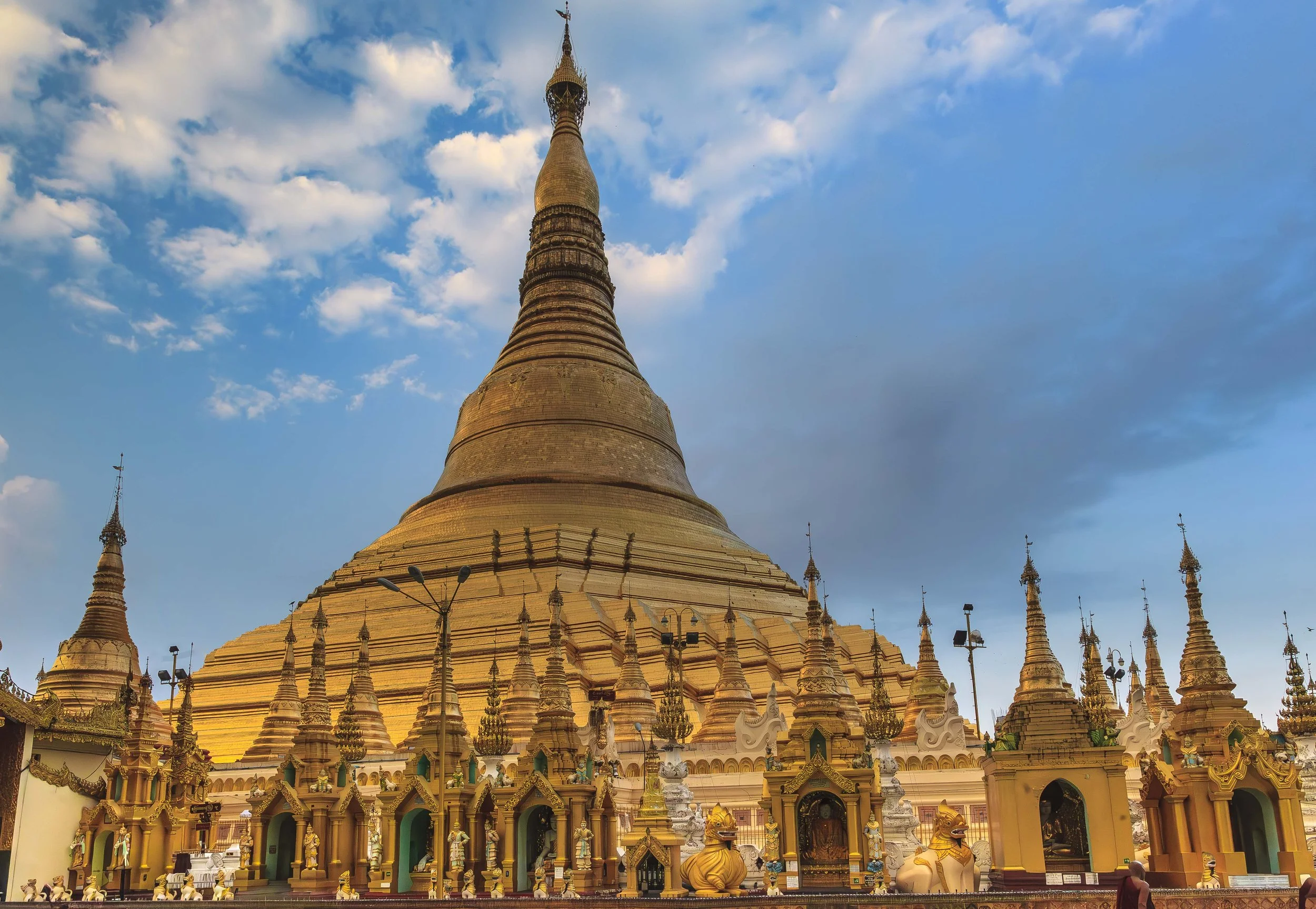 Yangon - Shwedagon Pagoda-0846.jpg