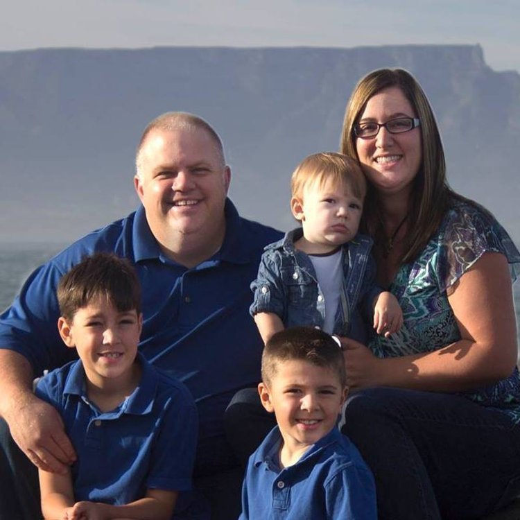 Scott & Erin Pongratz