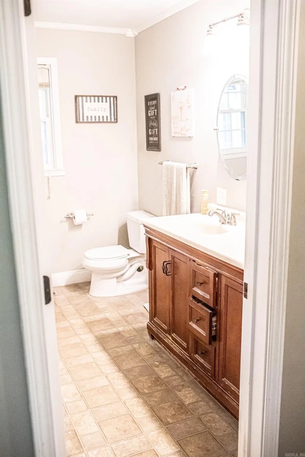 sanders bathroom.jpeg