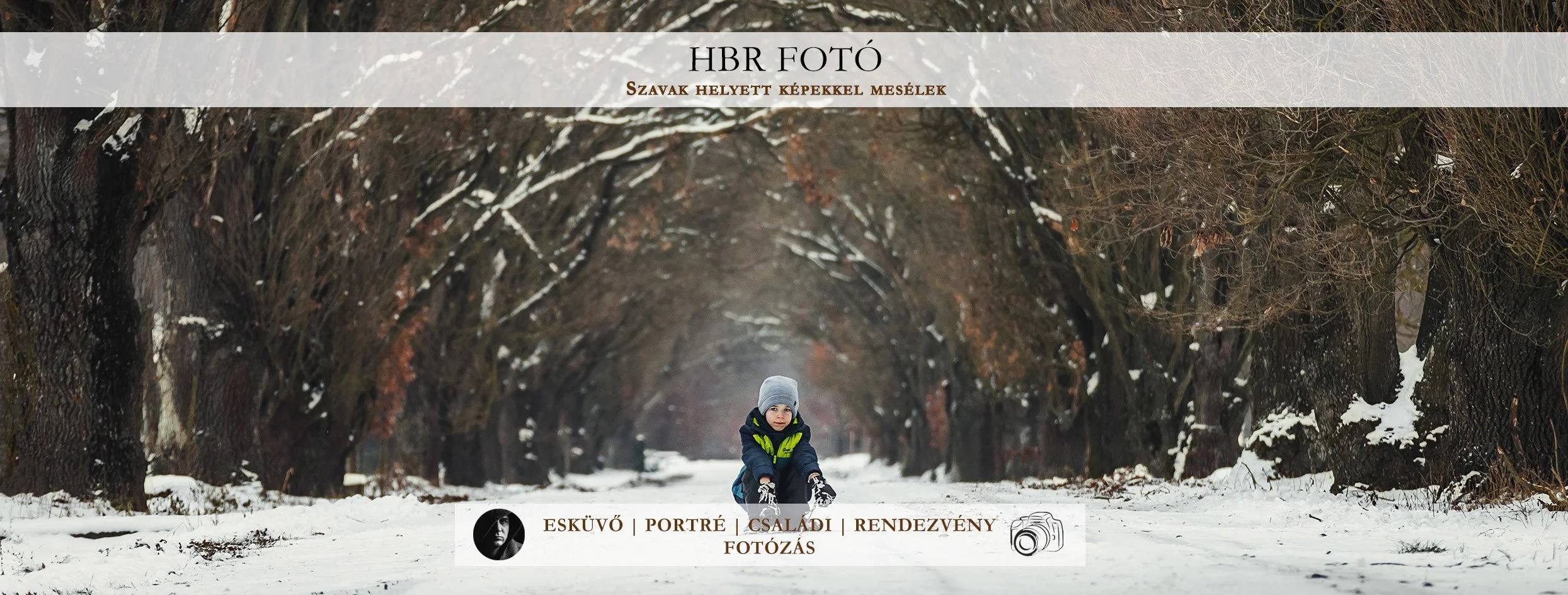 Esküvői fotós Sárvár, Szombathely, Győr, Kőszeg és Balaton part – kreatív párfotózás kint a parkban vagy a természetben.