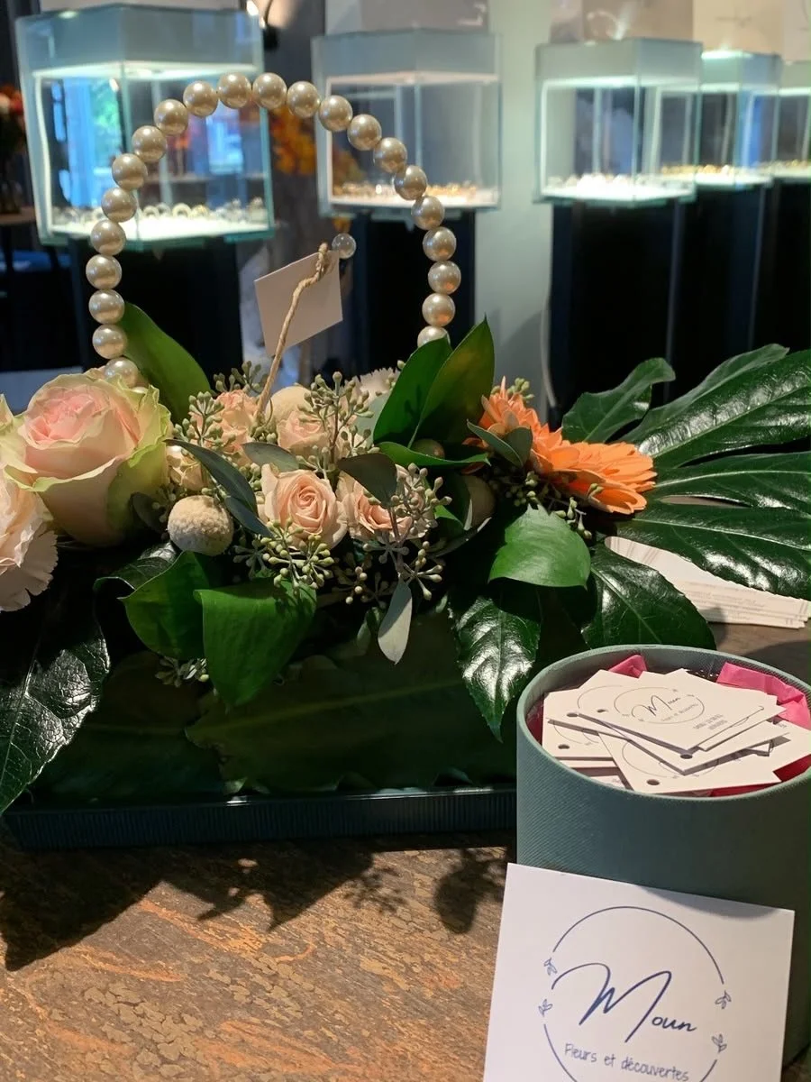Floraison du stand de la bijouterie @langohrmileur au salon du mariage @hotelvandervalkverviers 🤍
Appelez nous pour fleurir vos &eacute;v&eacute;nements! 🌷