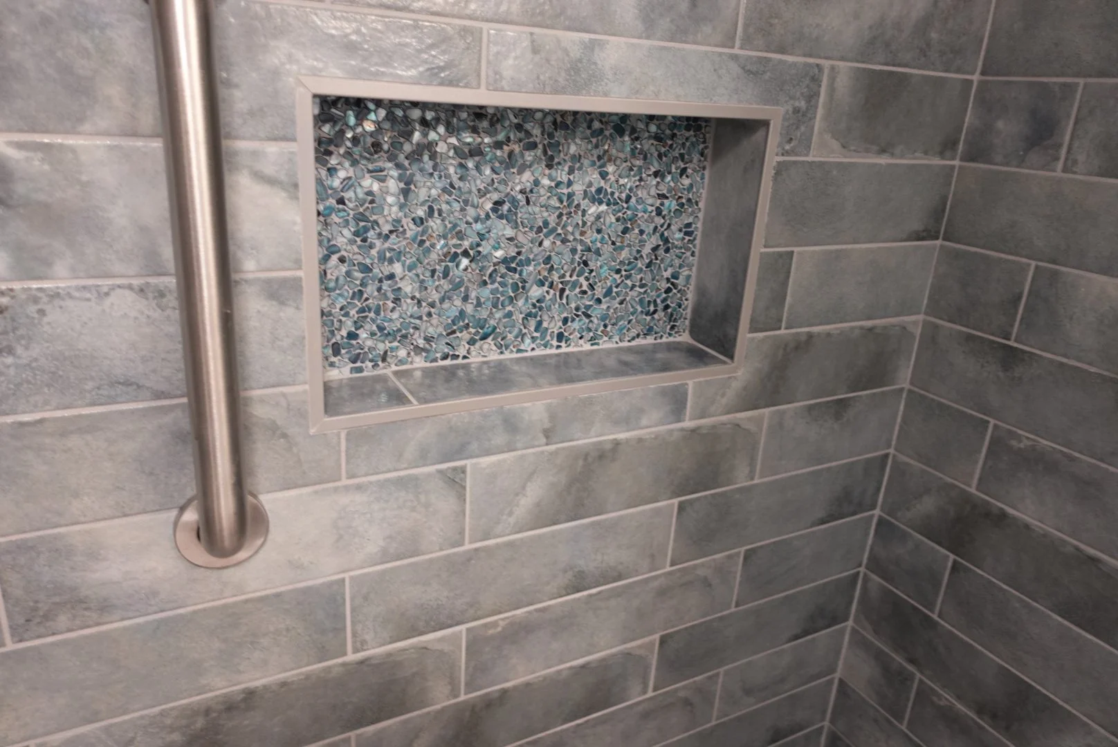 New tile installation with niche 