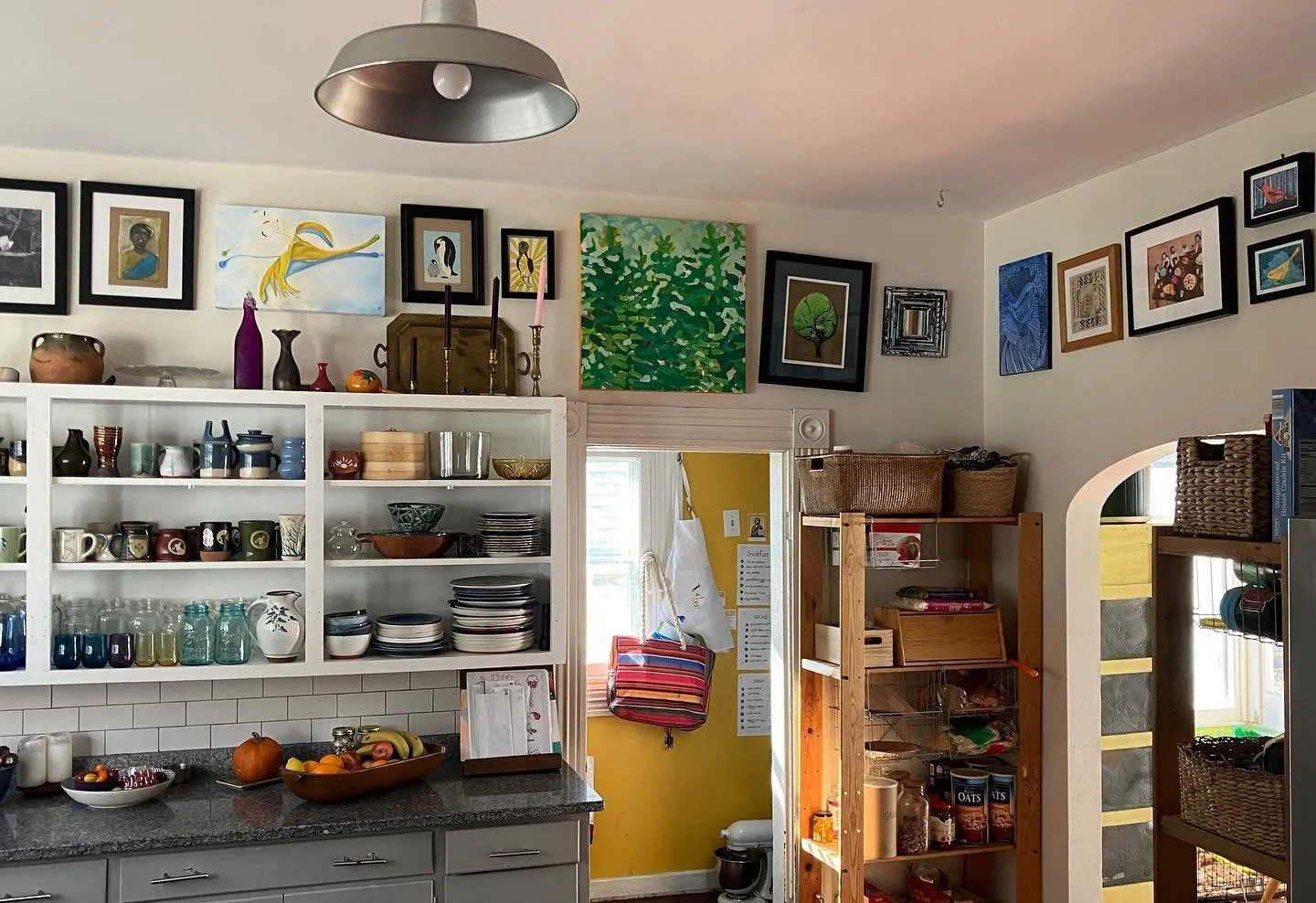 Getting things cleaned up and ready for Saturday morning!
Now we just have to keep it this way until then 😳

Pieces going up &amp; more on their way! 

Advent Open Studio
This Saturday (the 14th) from 9-1

Come through! I&rsquo;ll share some of the 