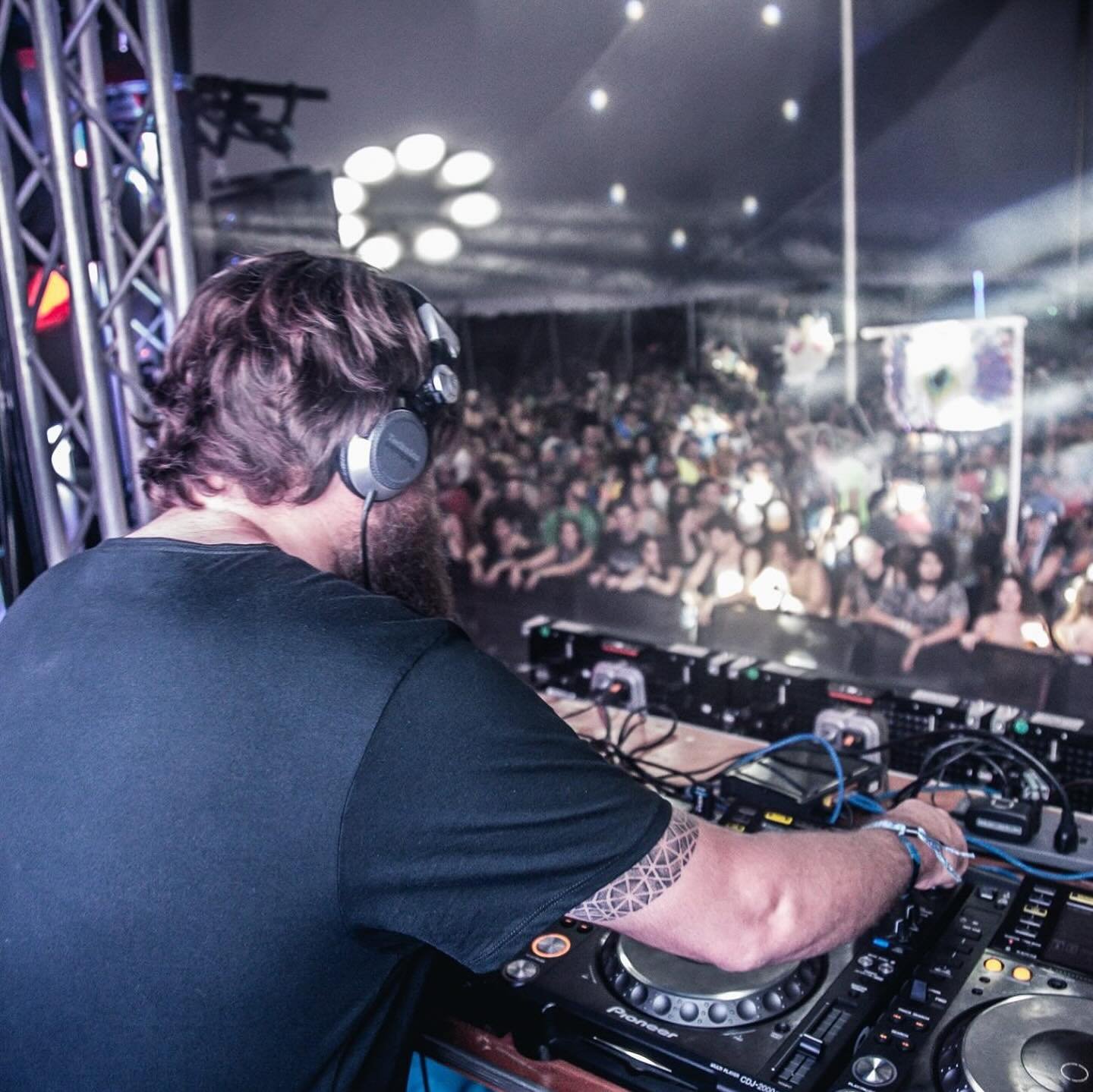 Pendulum is stopping at Brooklyn Steel this Thursday September 12 for their 2024 American Tour 🔇

Don&rsquo;t miss a special DJ set from them &hellip; a perfect way to spend your Friday Jr 

Tickets are still available for now! Snag em&rsquo; while 