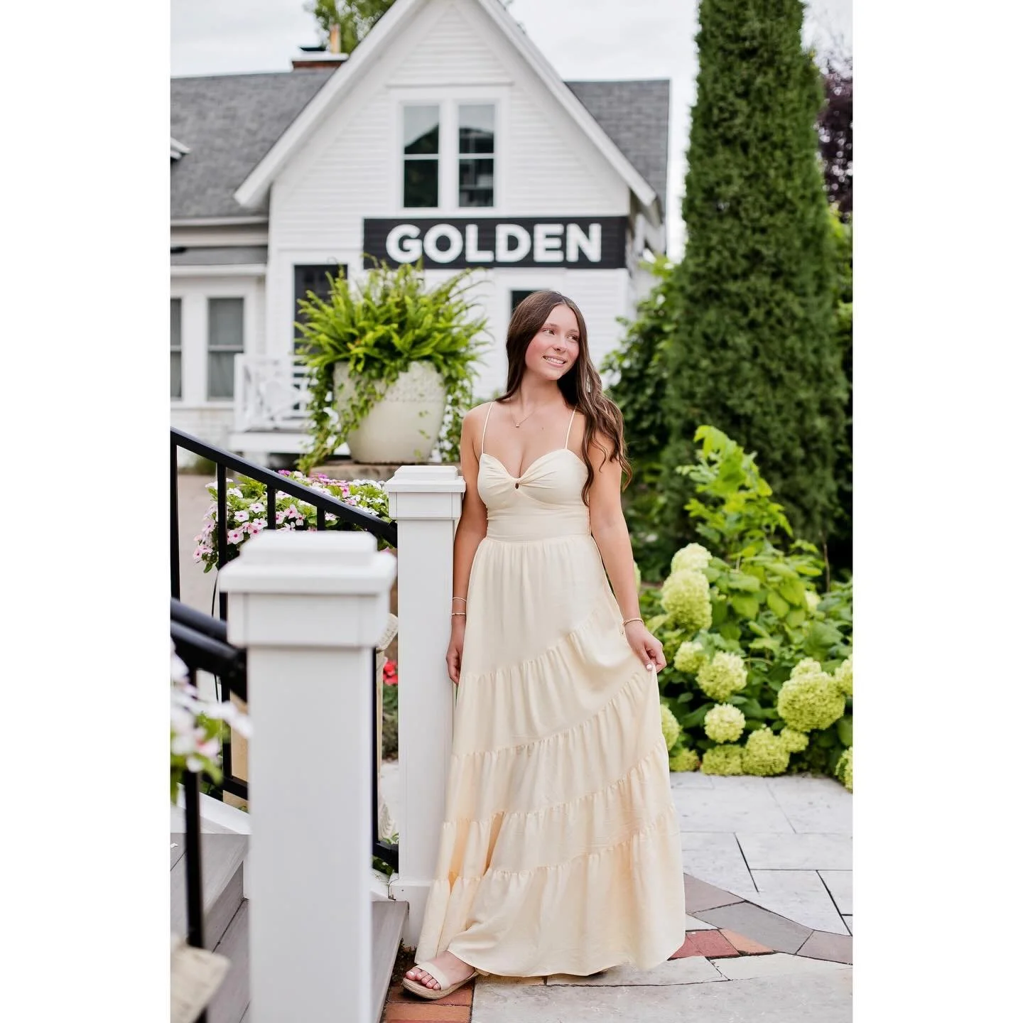 Claudia B. 2026 Senior - NOW BOOKING 2027 seniors #highschoolseniorphotographer #seniorpictures #highschoolseniorportraits #seniorportraits #minneapolisseniorphotographer edinaseniorphotographer minnetonkaseniorphotographer graduate bethanymeister so