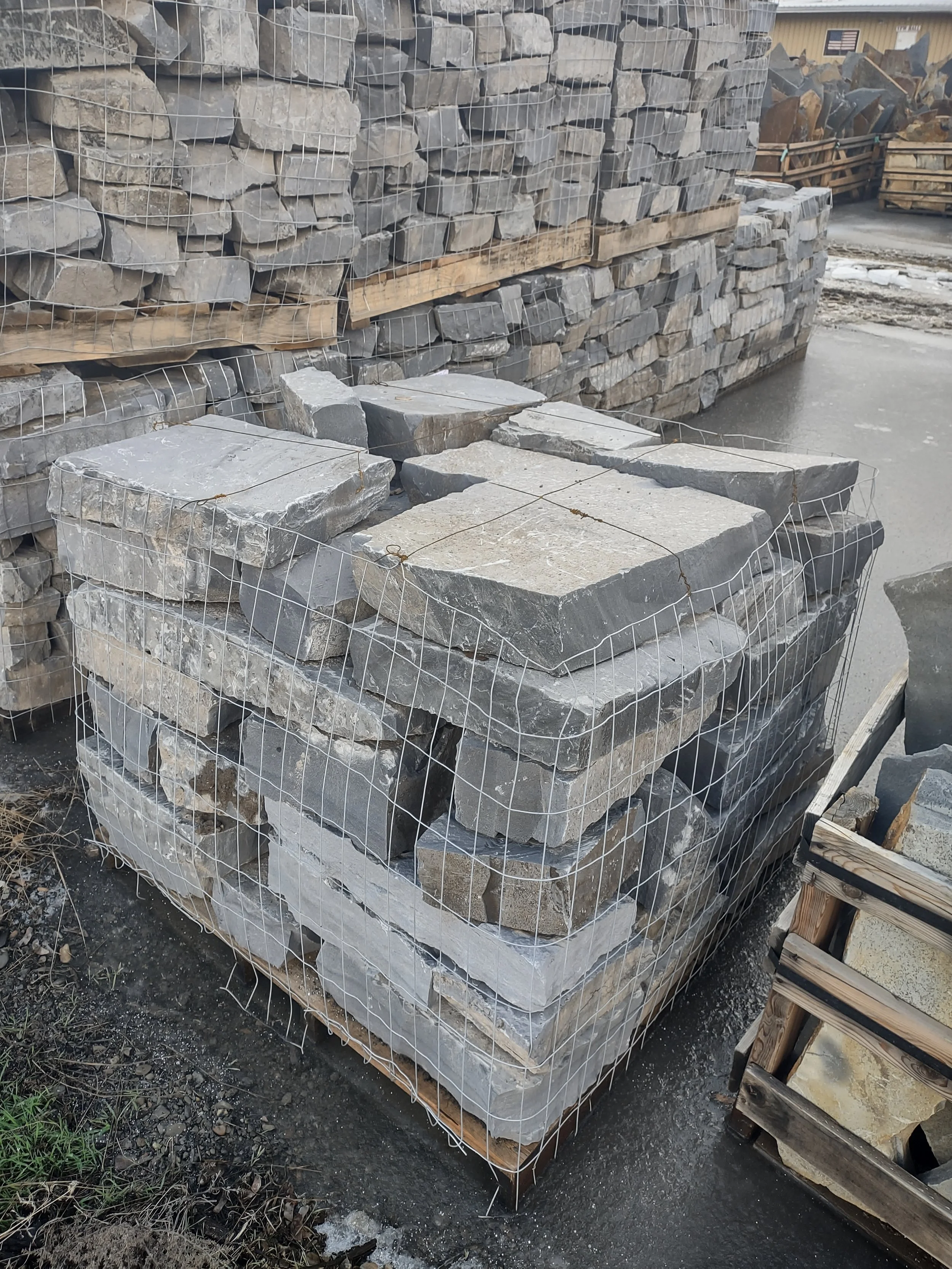 Grey Mountain 3-5" Squares/Rec