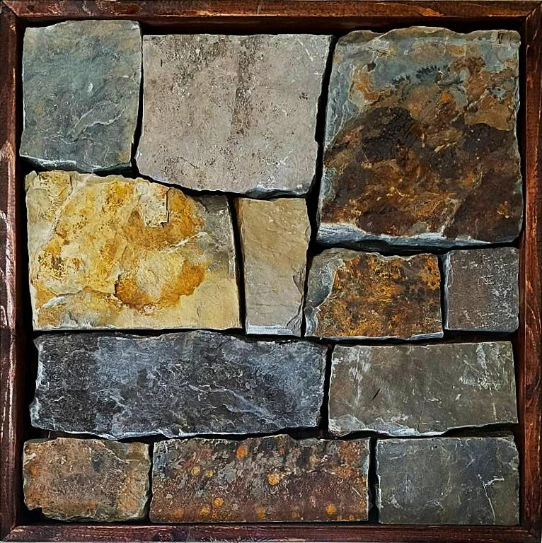 Samsonite- Grey Mountain and Sage Hills