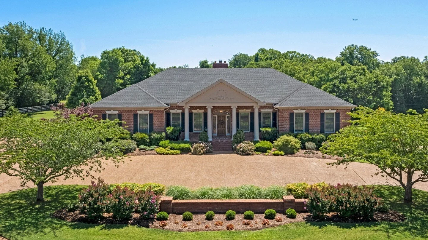 Looks like this is a Neely's Bend neighbor post day! This is by far one of my favorite houses on our street. Where are my horse friends? 6 stall barn and right at the entrance of Peeler Park! Only 6 acres to maintain but 600 acres to ride out on. Wha