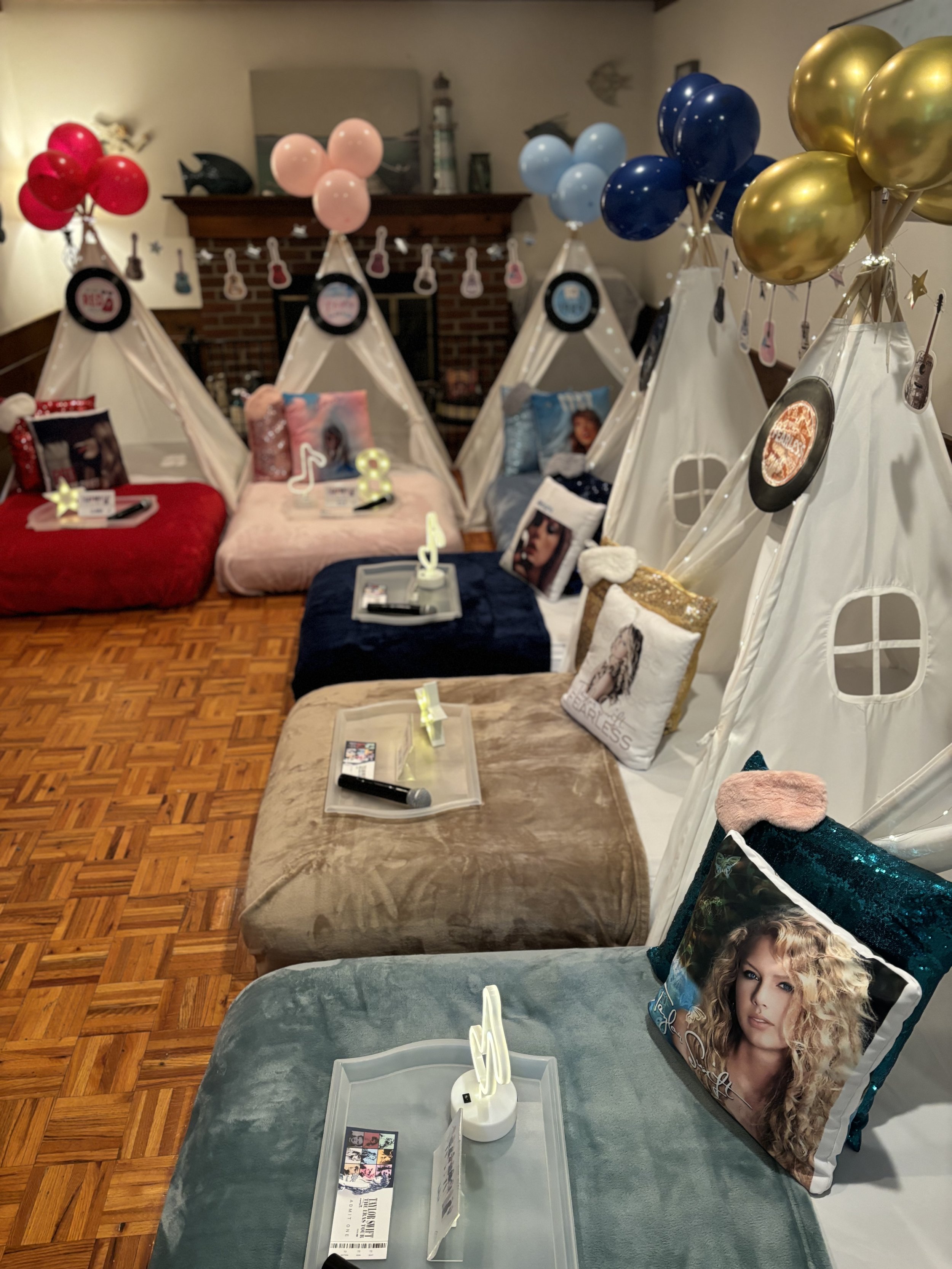 Swiftie (balloon toppers)