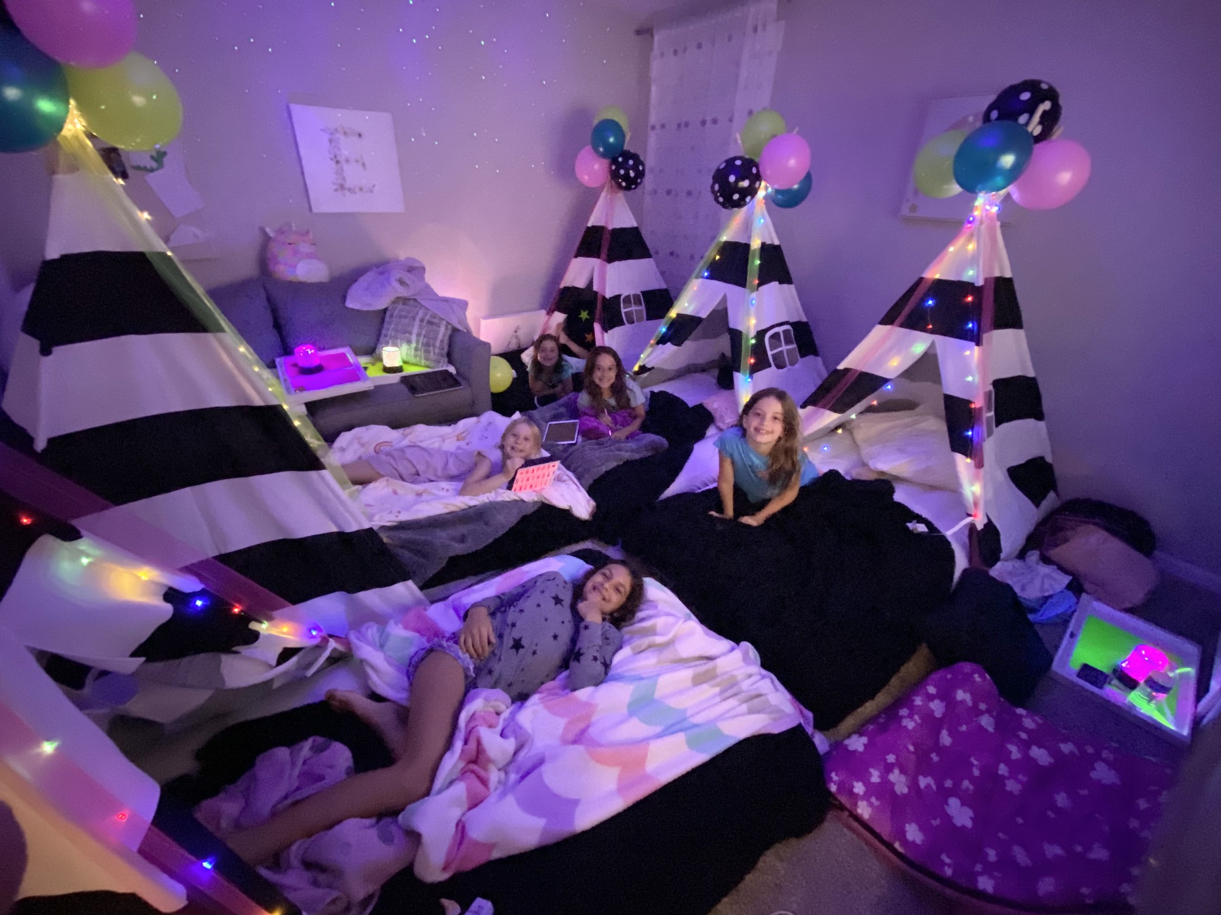 Home  Dream Girls Luxury Slumber Parties