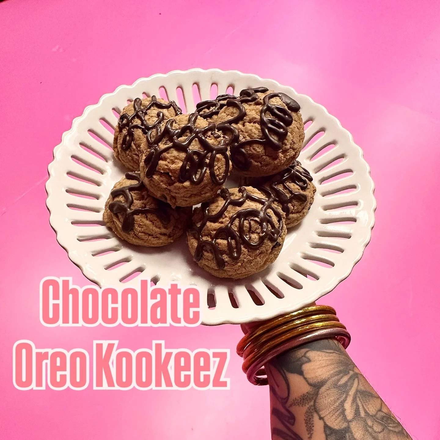 ✨
&ldquo;Handcrafted cookies finished with a silky chocolate drizzle. Elevated treats for elevated taste buds✨

Featuring CYMZ delicious tasty Chocolate Oreo Kookeez. 

What&rsquo;s your fave kookee flavor from Cymz?✨ drop us a comment 👇🏼 #cymz_swe