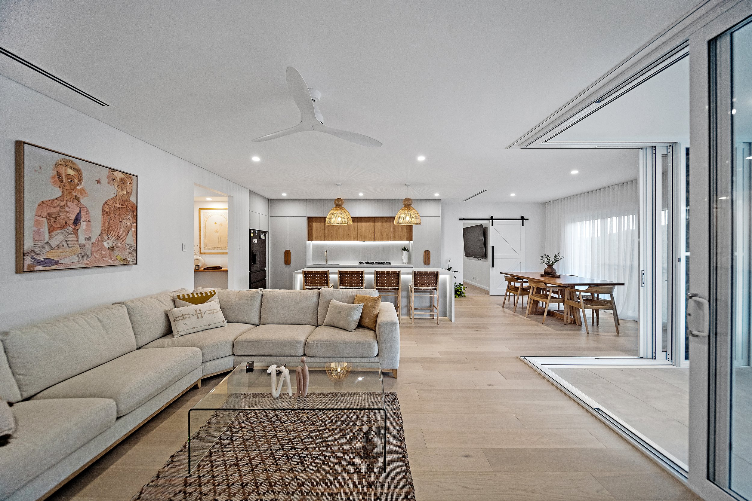 GS208977 - Resize.jpg