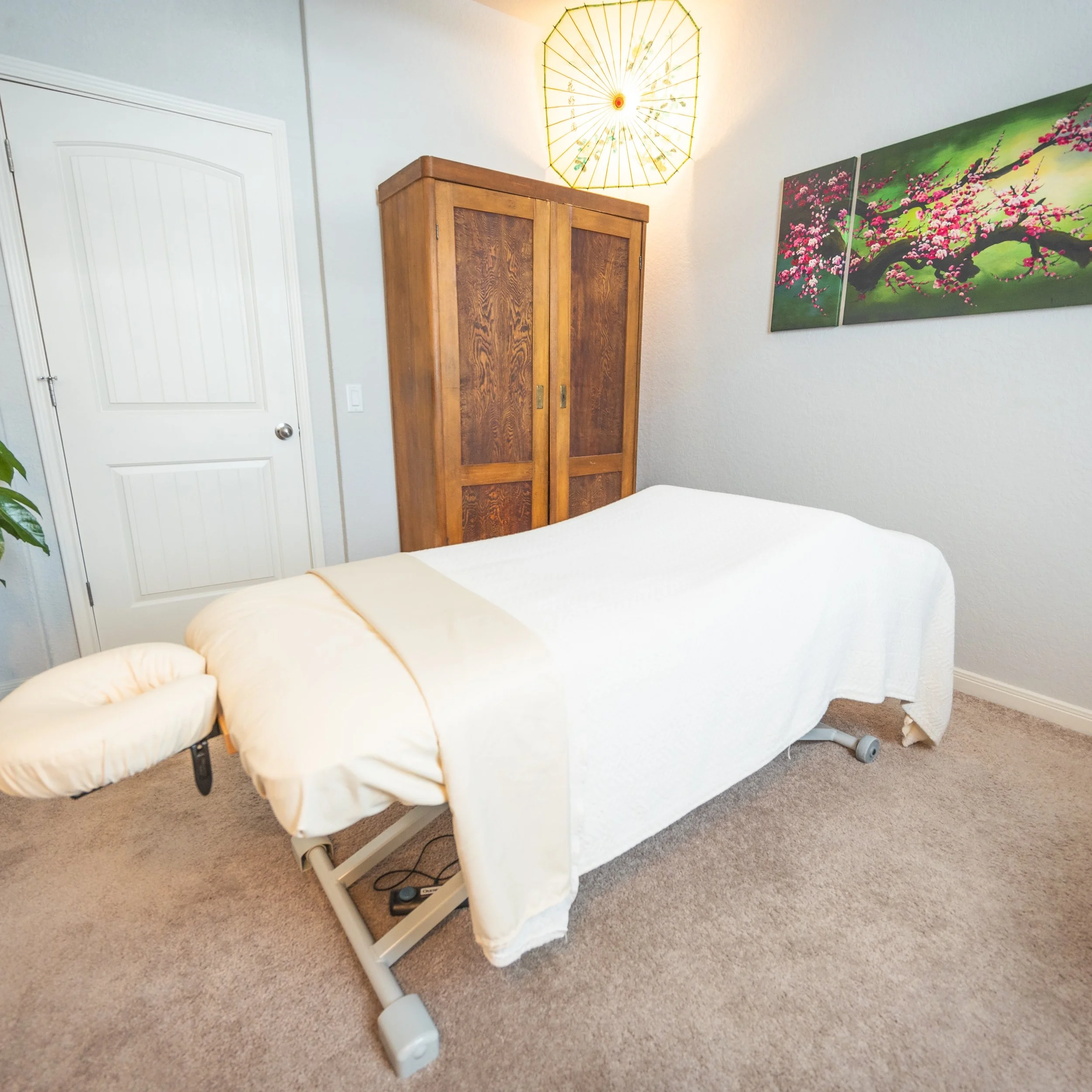 Hi everyone, it's me, Kelly with Centered Bodywork. I love what I do, and I love sharing it with you. If you are tired of waking up sore, feeling stiff, and not feeling comfortable in your body, then I am here to help. I have some open availability n