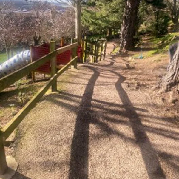 library-gardens_leigh-on-sea__0004_Photo 5 Ramp descending from upper to lower gardens-2.jpg
