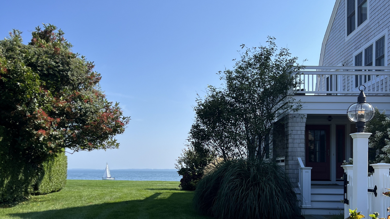 Untitled design (4).png