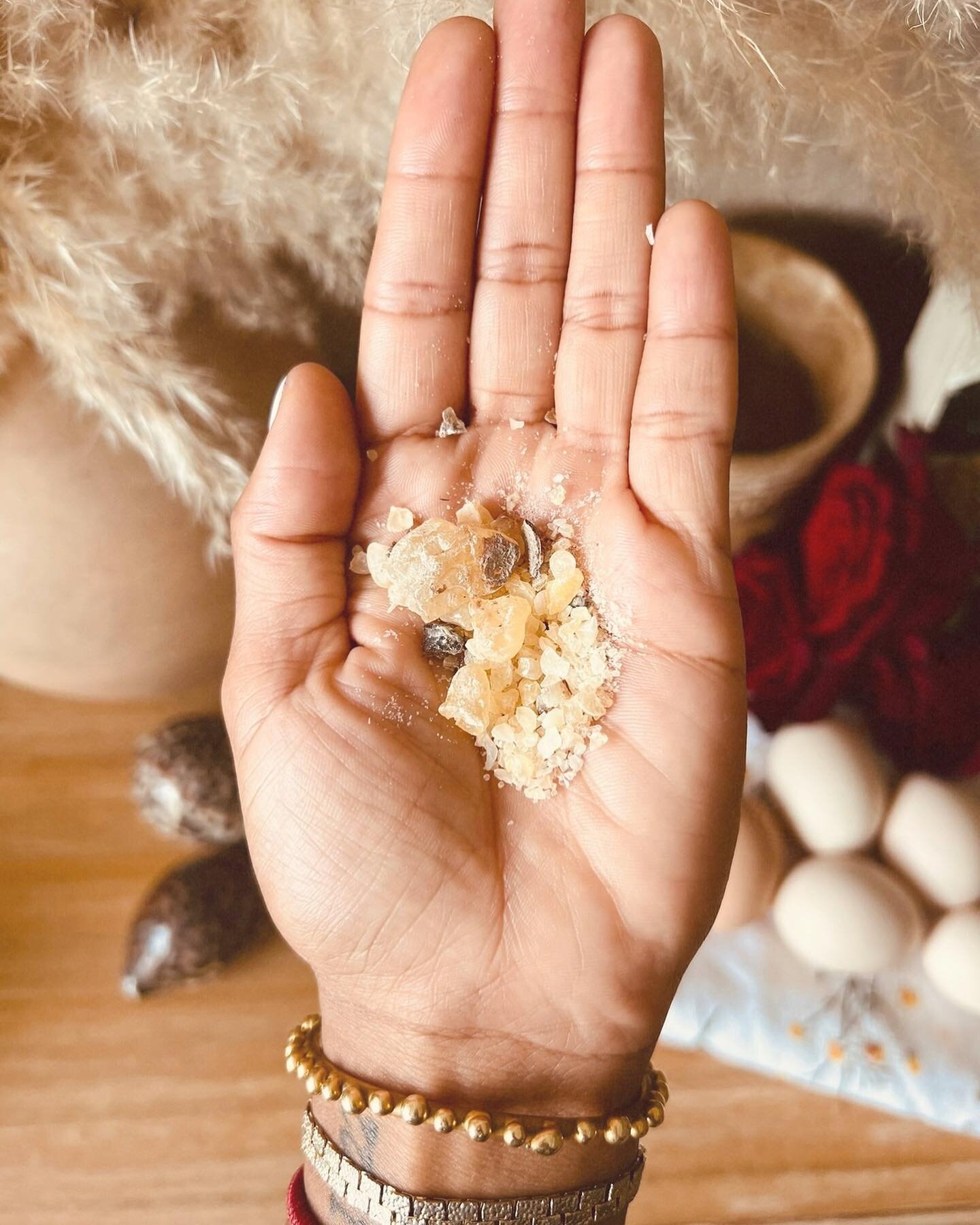purity is powerful ✨🏆 // The homestead opens officially tomorrow (the 14th!) at 1pm EST 🤍 Set your alarms ;) #beauty #pureingredients #madewithintention #environmentallyfriendly