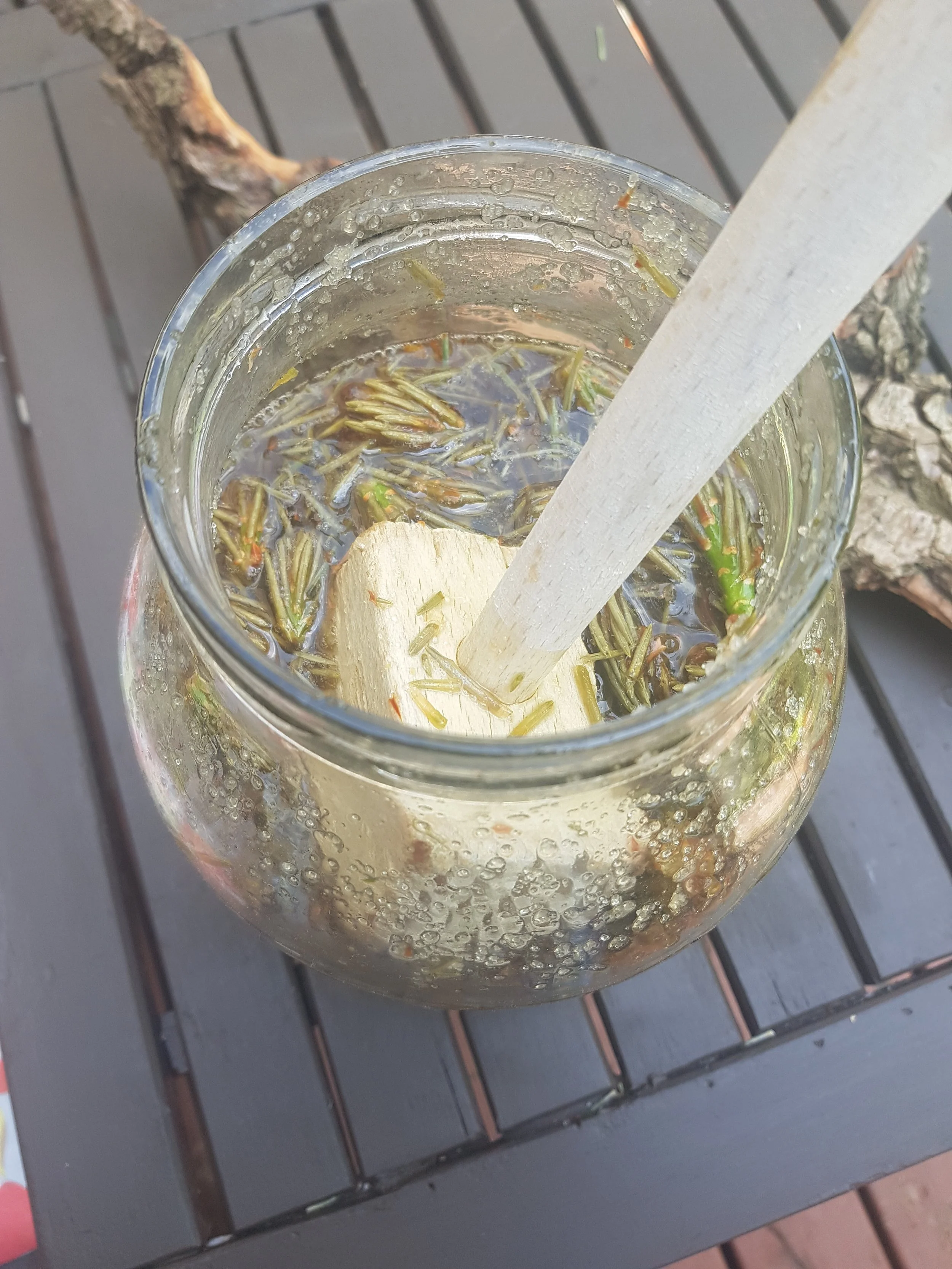 Remember to air the jar every day