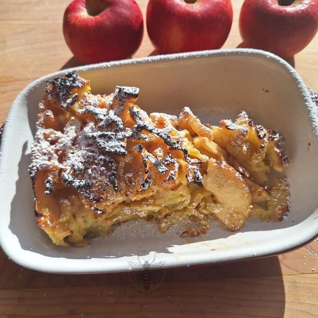 Traditional Apple Noodle Kugel 