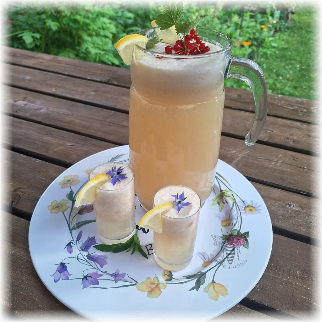 White Currant Lemonade | Homemade Garden Recipe