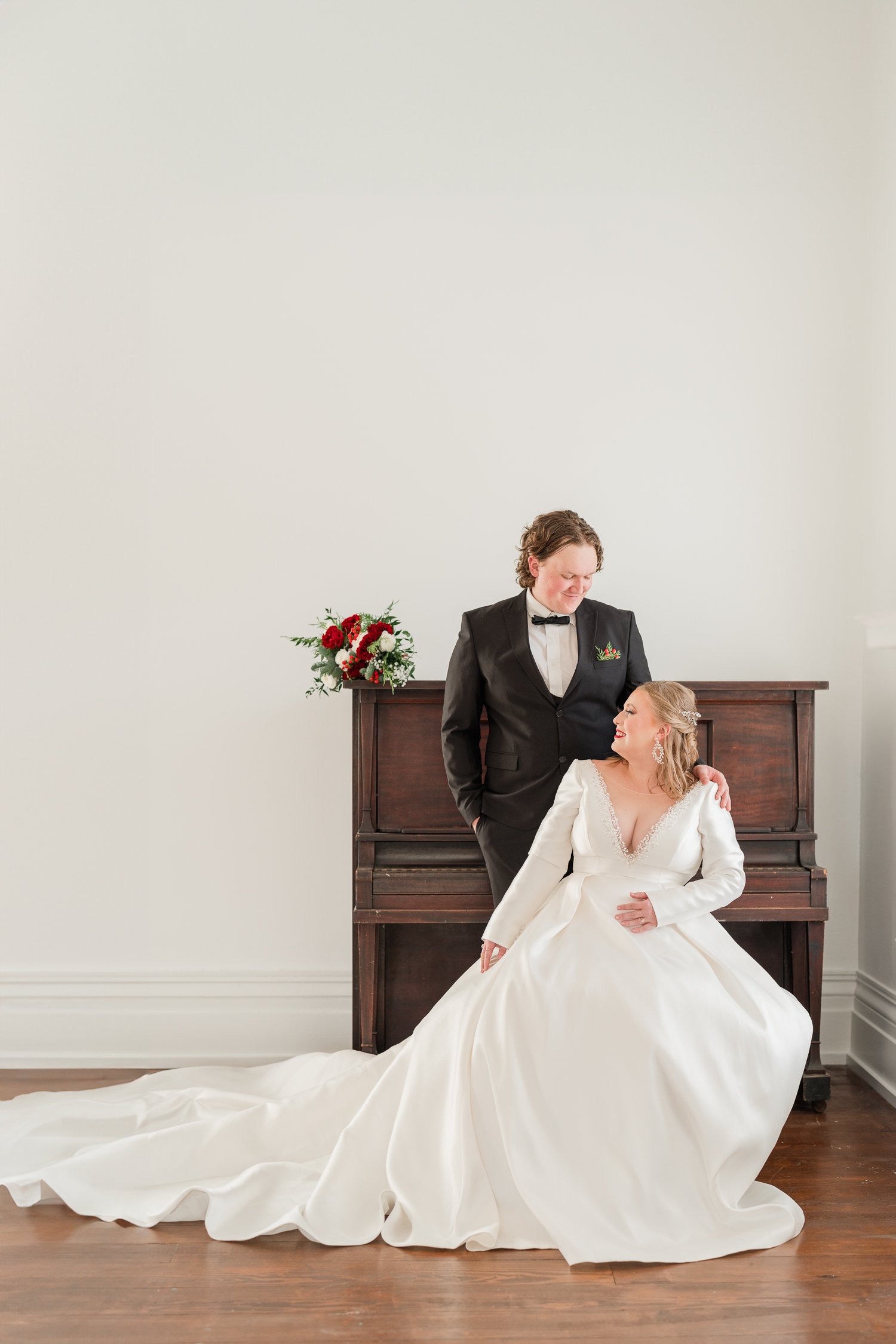 The-Venue-at-Oak-Place-Winter-Editorial-19.jpg